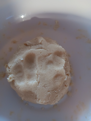 Biscuit, noisettes  noix, chocolat, goûter 